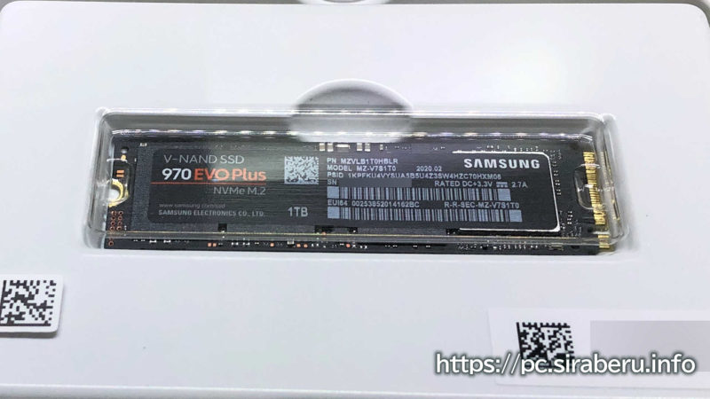 「Samsung 970 EVO Plus 1TB」の表基盤